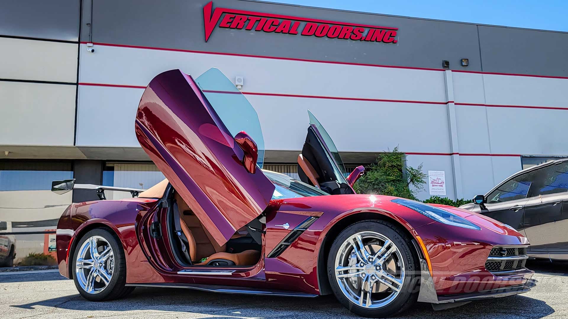 Vertical Lambo Door Kit installed on a Chevrolet Corvette C7 by Vertical Doors, Inc. 8723