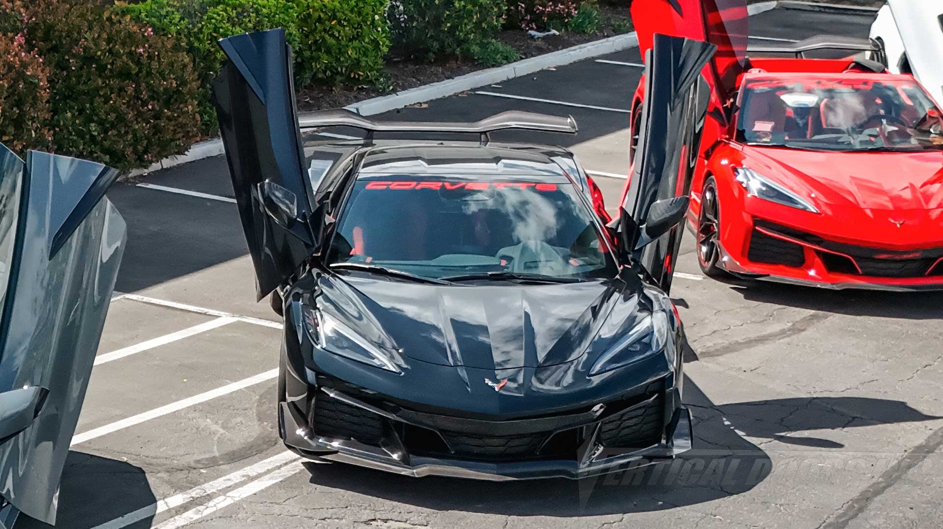 Mike’s @thundercat58 Chevrolet Corvette C8 Z06 Lambo Doors installation by the best manufacturer in the industry, Vertical Doors, Inc., in California. 32825