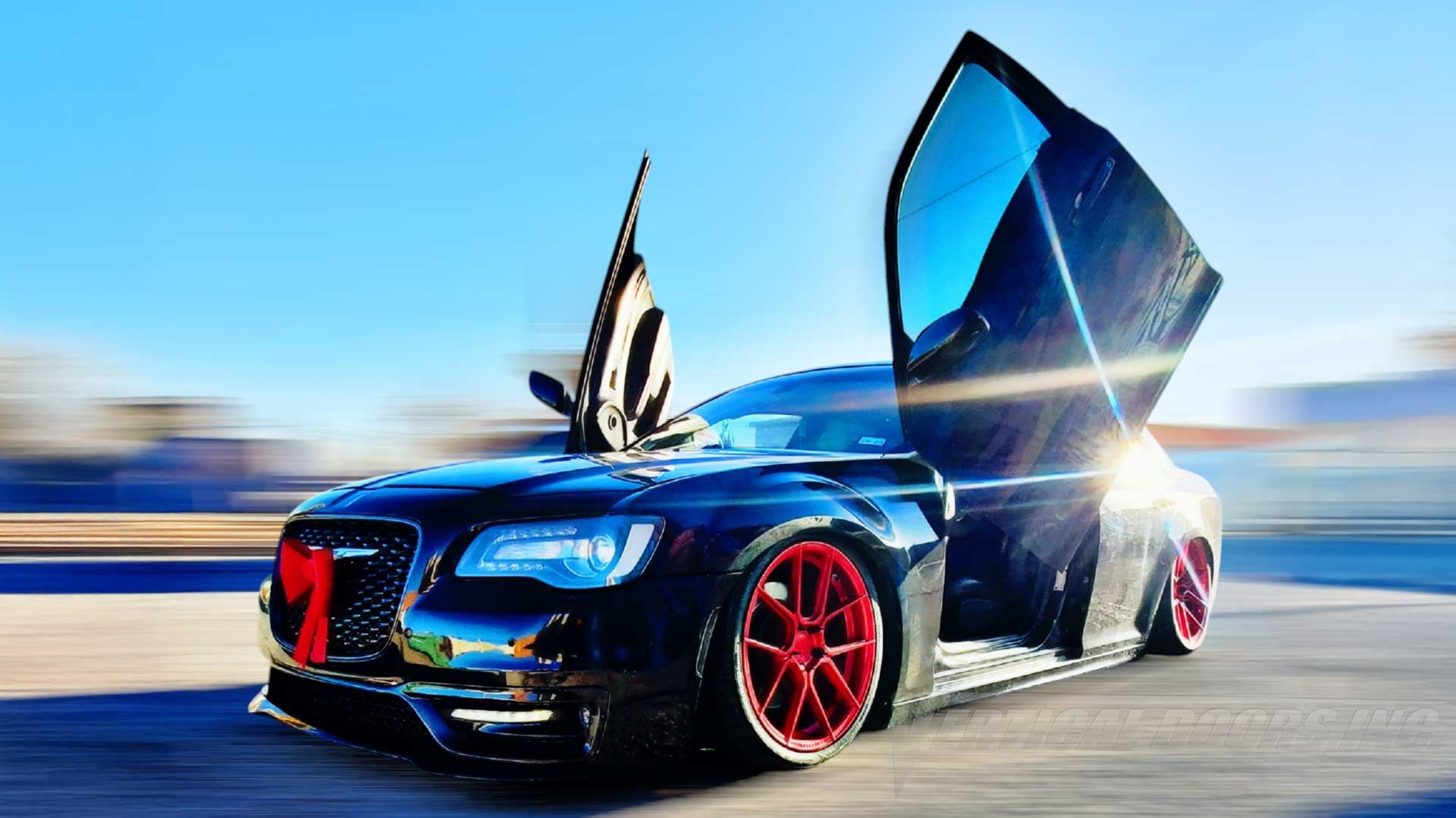 When Texas muscle meets California engineering, the result is pure fire! @punish3r_3oos just transformed his Dodge Charger into a show-stopping beast with a Vertical Lambo Door Conversion Kit by Vertical Doors, Inc.