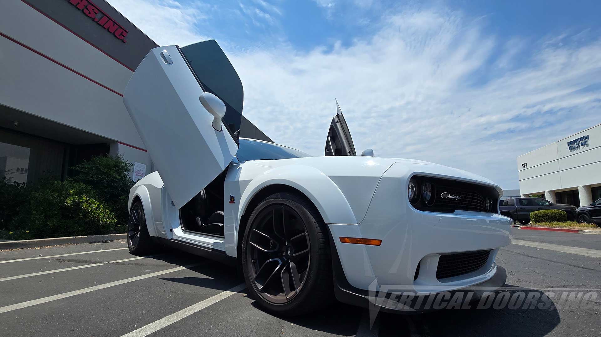 Raymond’s Dodge Challenger Gets the Ultimate Upgrade with a Lambo Door Kit by Vertical Doors, Inc.! 71725