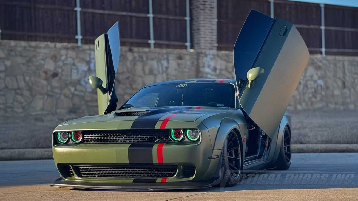 Dodge-Challenger-lambo-doors-