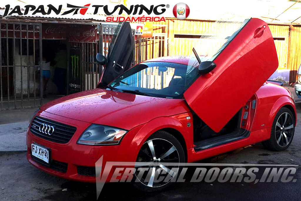 Installer | JAPAN TUNING SUDAMERICA PE | Audi TT  with a Vertical Doors, Inc., vertical lambo doors conversion kit.