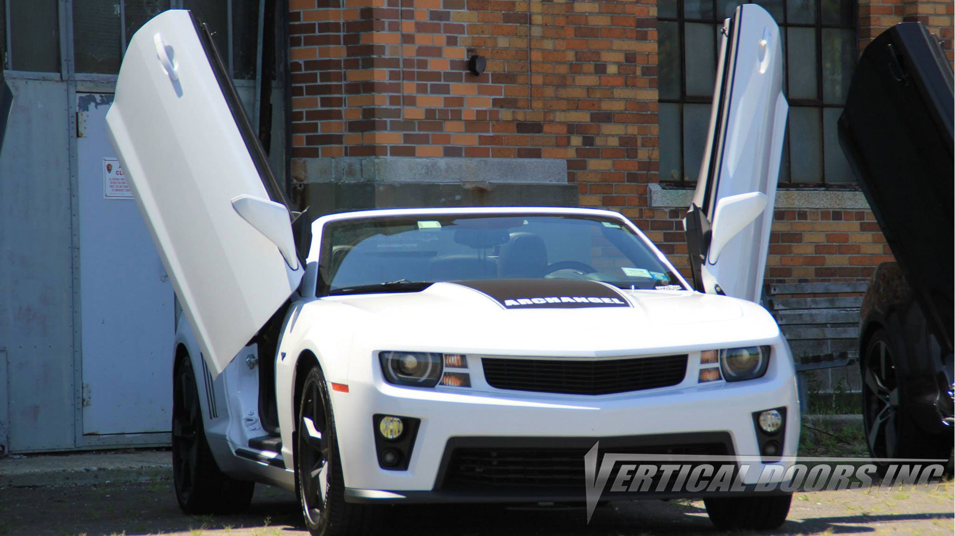 Installer | NewGen Customs| Holbrook, NY | 5th Gen Chevrolet Camaro with Vertical Lambo Doors Conversion Kit for Vertical Doors, Inc.