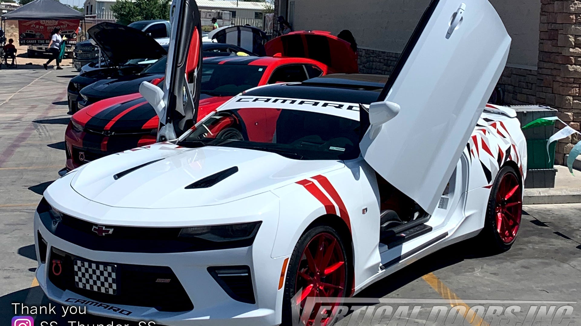 Renate's 2017 Camaro 2SS with Vertical Lambo Doors