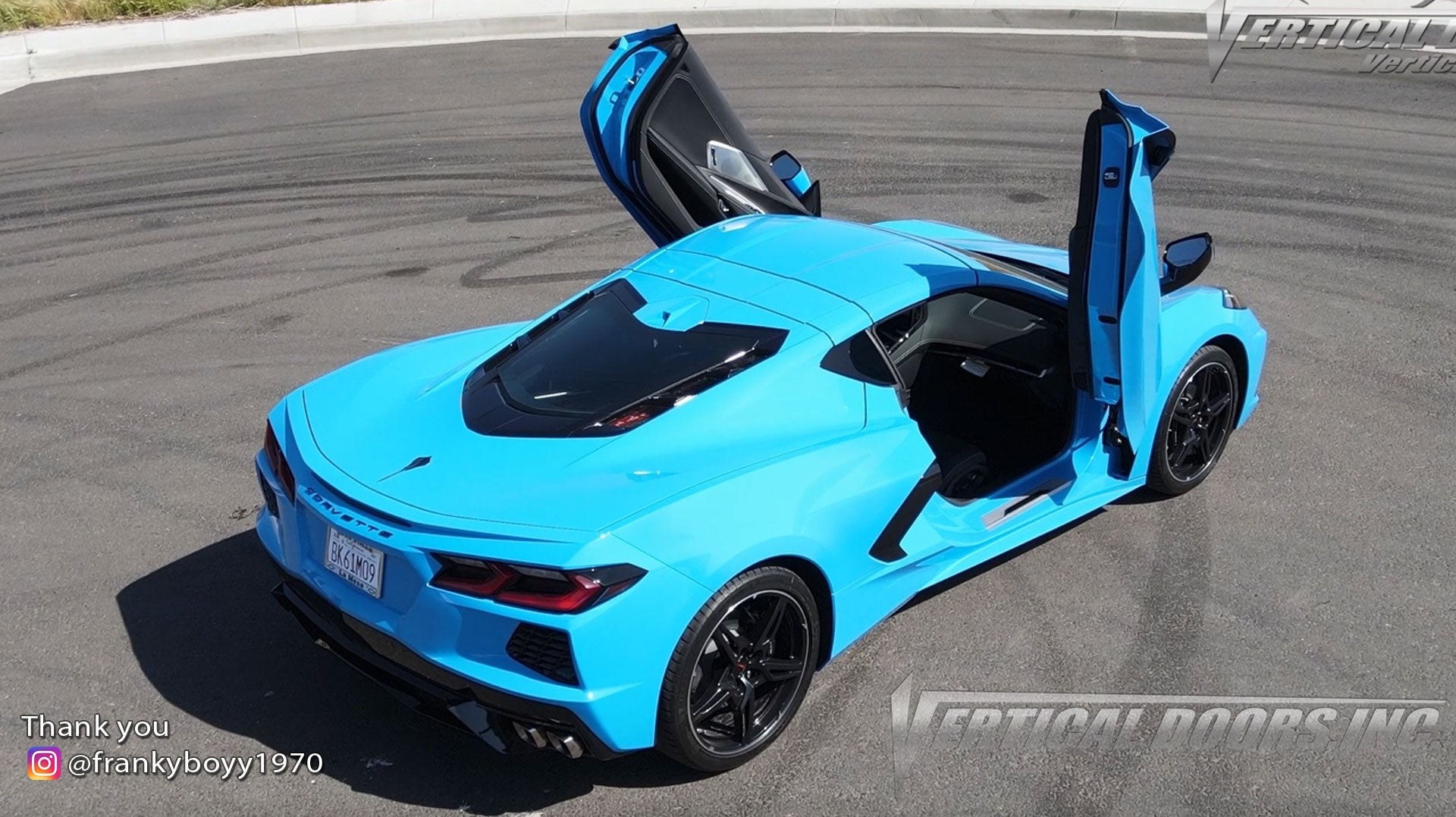 Check out Frank's @frankyboyy1970 Chevrolet Corvette C8 from California featuring Vertical Doors, Inc., vertical lambo door conversion kit.