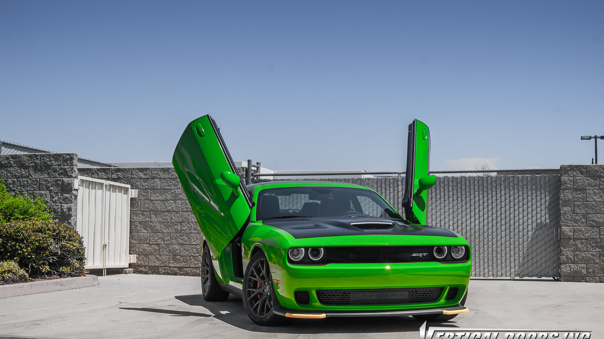 Breaking necks with Lambo Doors on Your Dodge!