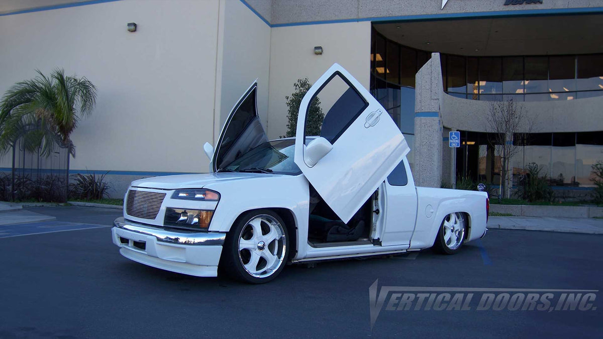 2004-2012 Chevrolet Colorado vertical door conversion by Vertical Doors, Inc., view 3