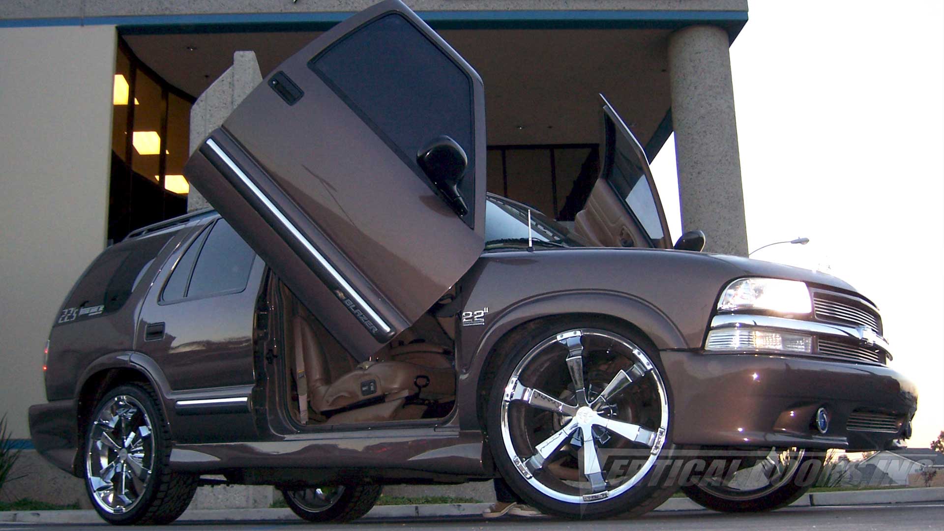 Chevrolet Blazer 1995-2005 Vertical Doors kit lambo doors, vertical doors, door conversion, scissor doors, butterfly doors, wing doors, Chevrolet Blazer 1995-2005 lambo doors, Chevrolet Blazer 1995-2005 vertical doors, Chevrolet Blazer 1995-2005 door conversion, Chevrolet Blazer 1995-2005 scissor doors, Chevrolet Blazer 1995-2005 butterfly doors, Chevrolet Blazer 1995-2005 wing doors,