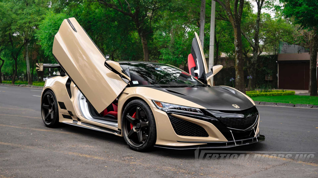 @juanbertheau Acura NSX from Mexico with lambo doors conversion kit by Vertical Doors, Inc. 