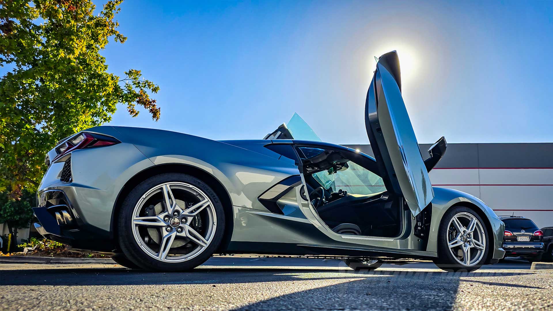 @paramorerobert Chevrolet Corvette C8 from California just got vertical lambo door conversion kit installed by Vertical Doors, Inc.