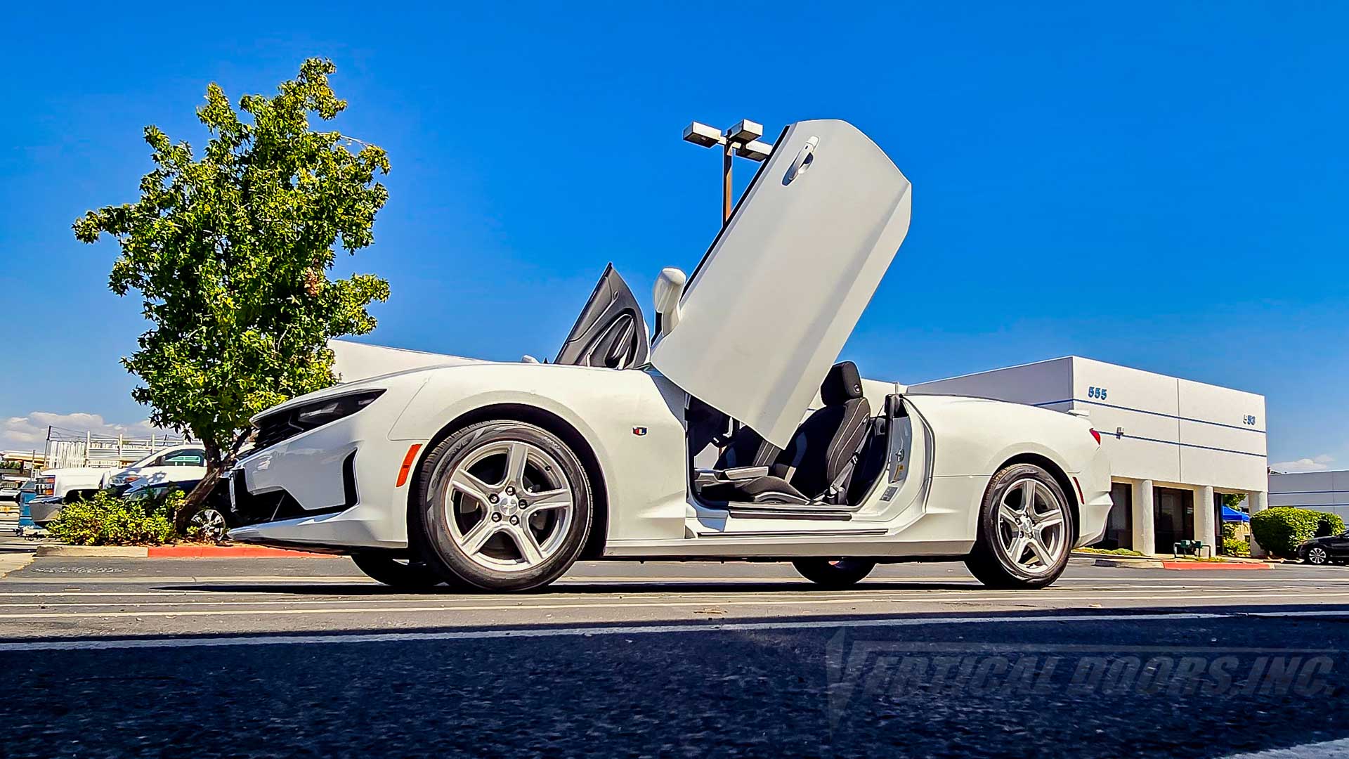@woodley_zac19 2023 Chevrolet Camaro with Lambo Door Conversion Kit installed by Vertical Doors, Inc. in Lake Elsinore, California. 10124