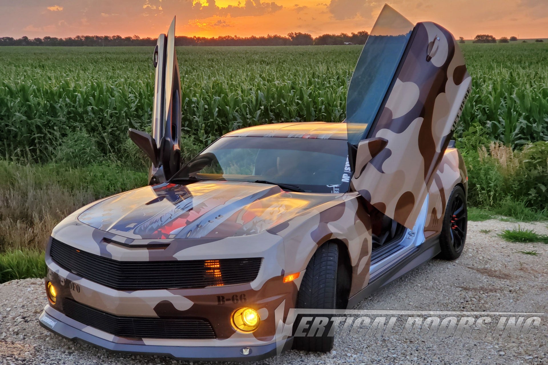 Jim Ellis, CamoRaro, 2010 Chevrolet Camaro with Vertical Lambo Doors by Vertical Doors, Inc.