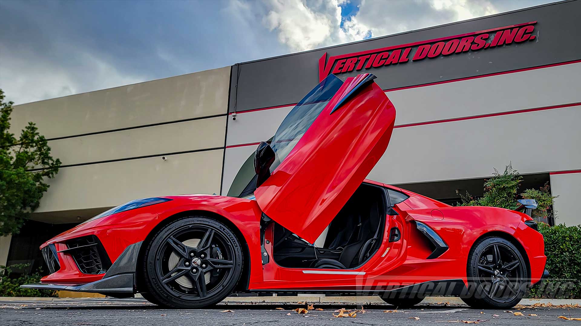 @cuffyo breaking necks with his Corvette C8 featuring Lambo Doors kit by Vertical Doors, Inc.
