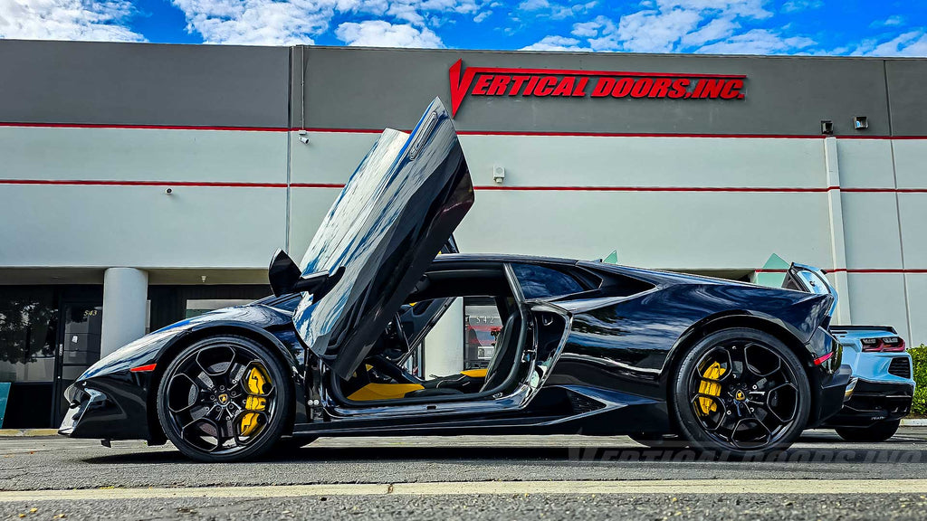 @ceoarjay's Lamborghini Huracán just went from sleek to show-stopping with a Vertical Doors, Inc. Lambo door conversion kit install! 