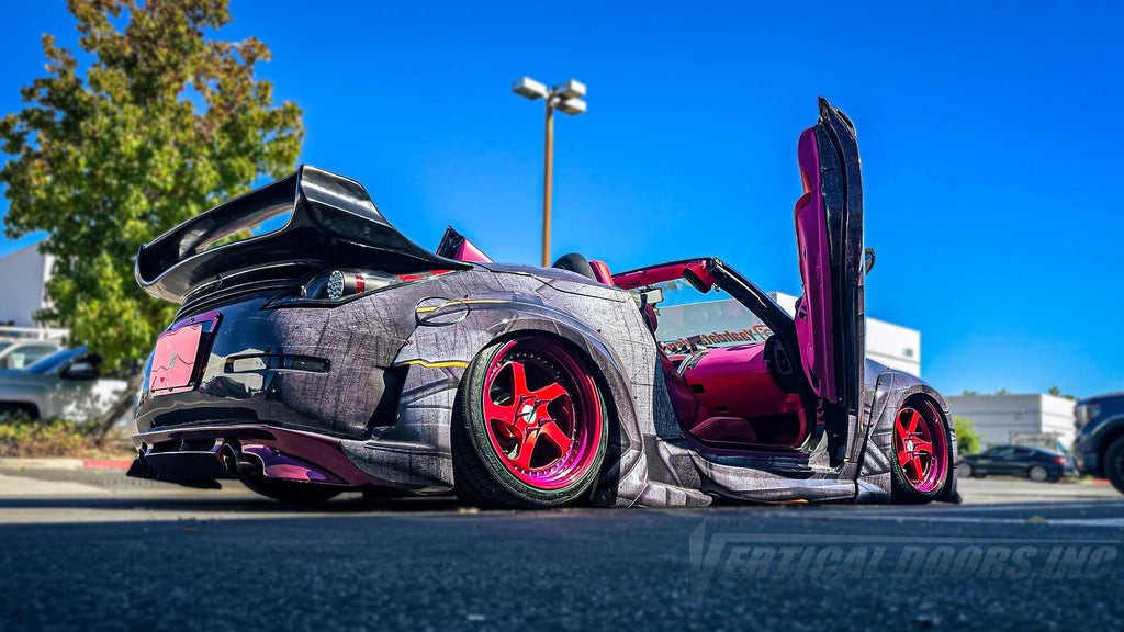 @yaahdatamisprime7’s Nissan 350Z with Lambo Doors Visits Vertical Doors, Inc. in Lake Elsinore, CA