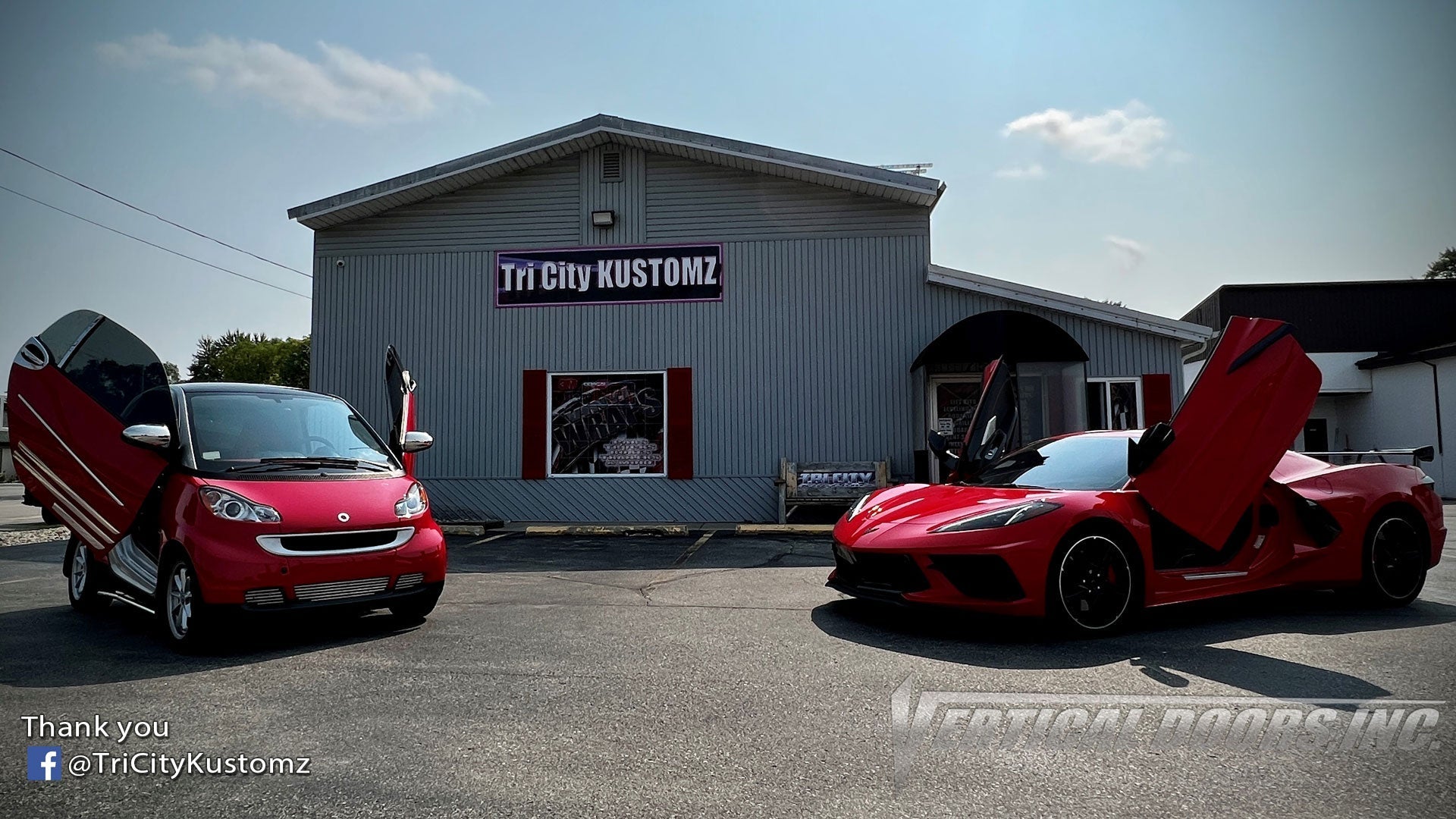 Vertical Door Installer | Tri City Kustomz | Saginaw, MI | Authorized Vertical Doors, Inc. Installer