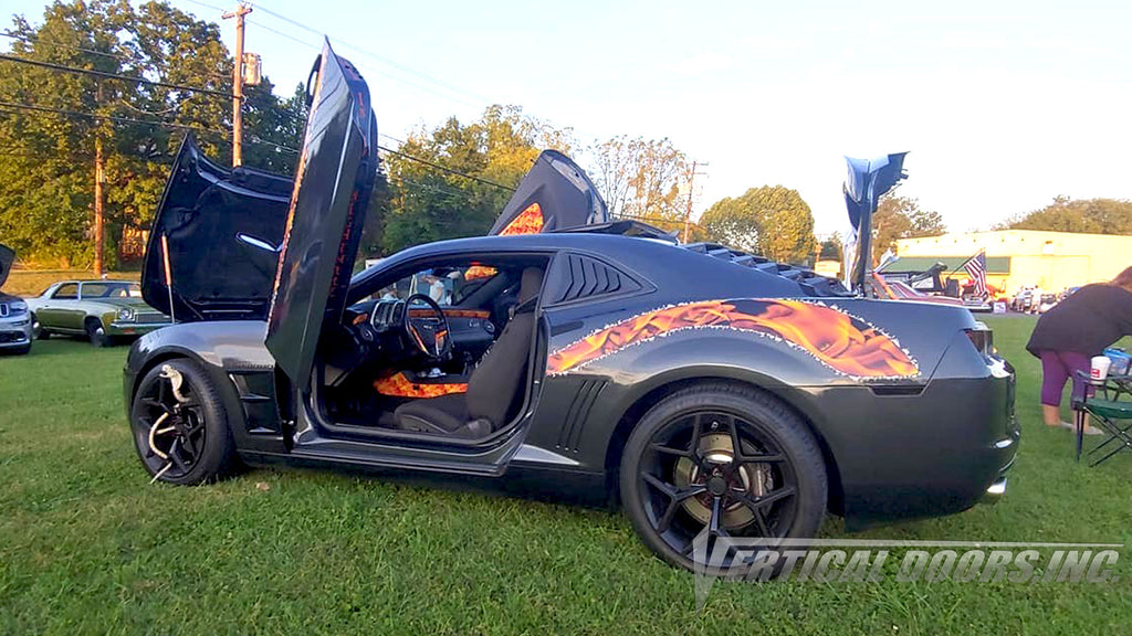 Check out Henry's Chevrolet Camaro 5thGen featuring Vertical Lambo Doors Conversion Kit from Vertical Doors, Inc.