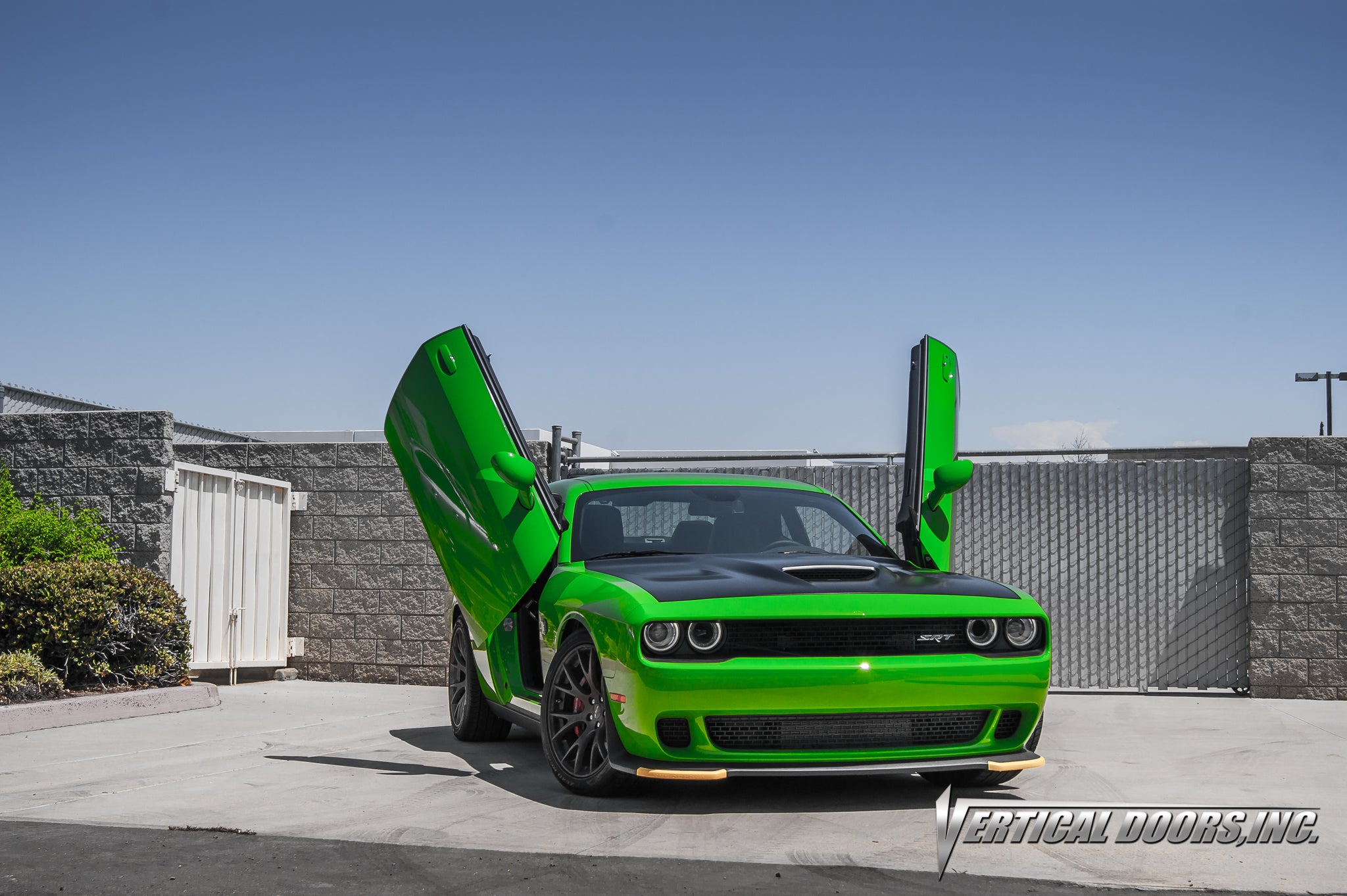 Breaking necks with Lambo Doors on Your Dodge!