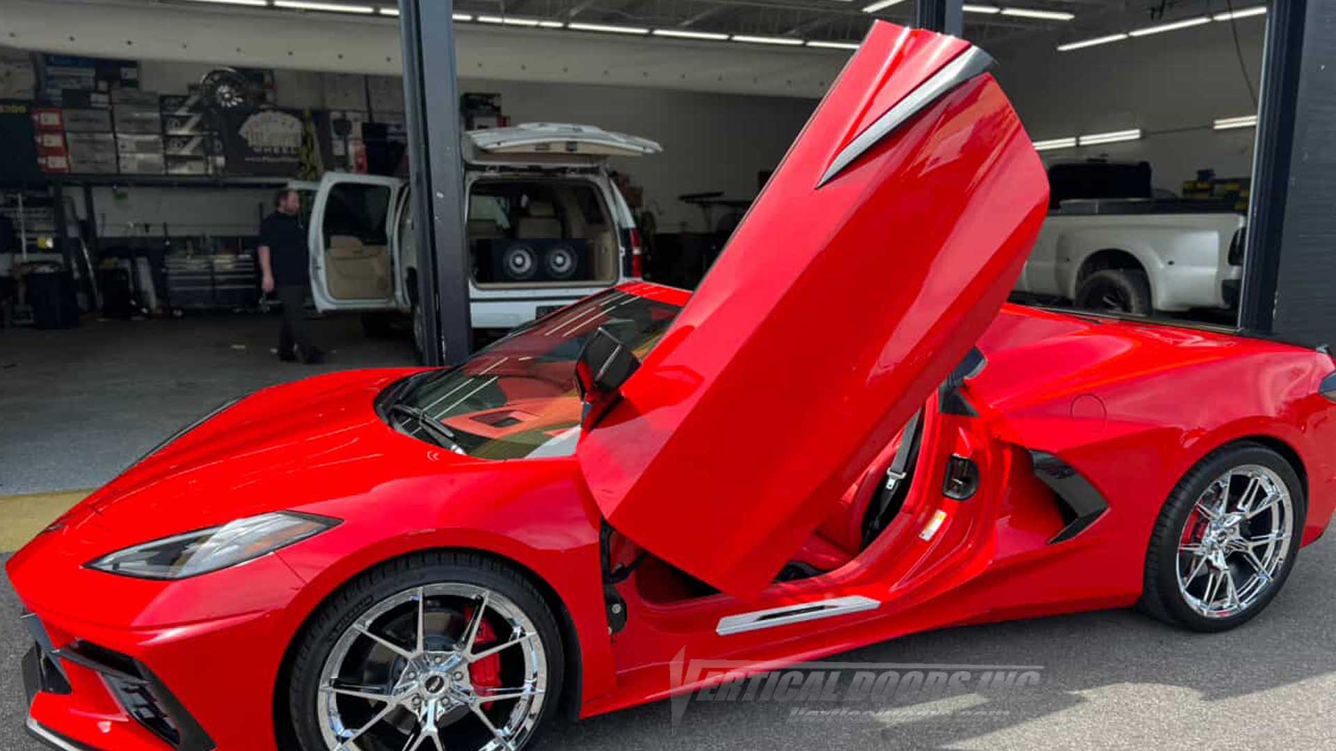 Vertical Door Installer | Big Papa’s Car Audio LLC | Silverton, OH | Vertical Door Kit Installer