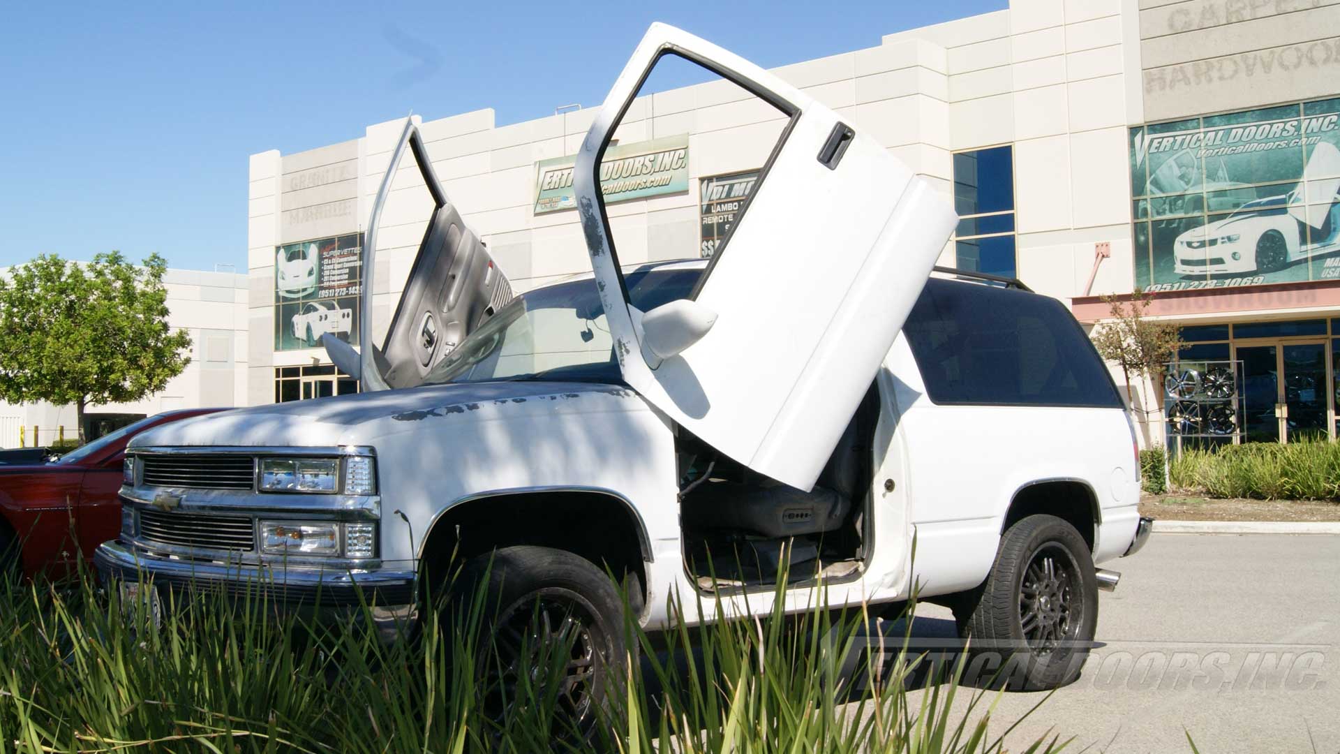 Chevrolet Tahoe 1995-1999 Vertical Doors kit  lambo doors, vertical doors, door conversion, scissor doors, butterfly doors, wing doors,  Chevrolet Tahoe 1995-1999 lambo doors, Chevrolet Tahoe 1995-1999 vertical doors, Chevrolet Tahoe 1995-1999 door conversion, Chevrolet Tahoe 1995-1999 scissor doors, Chevrolet Tahoe 1995-1999 butterfly doors, Chevrolet Tahoe 1995-1999 wing doors, 