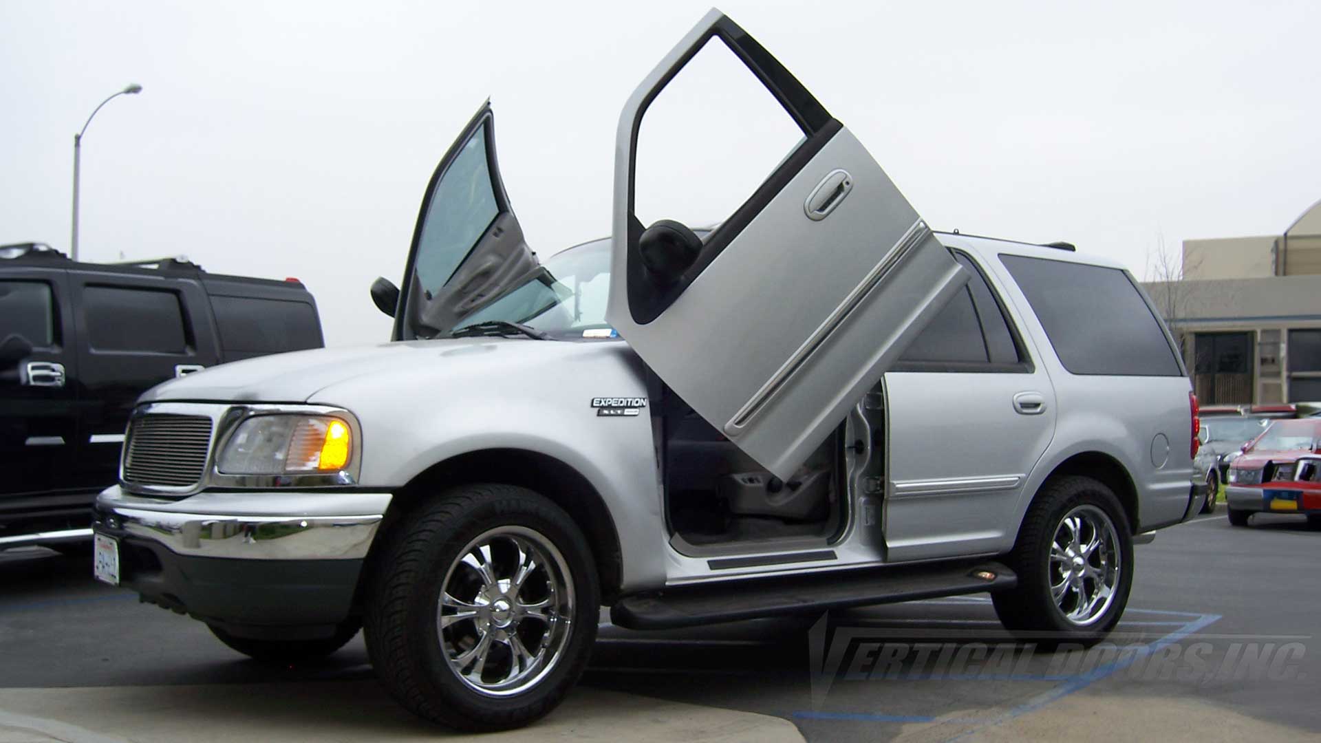 Ford Expedition 1997-2002 Verticals, butterfly doors, wing doors,  Ford Expedition 1997-2002 lambo doors, Ford Expedition 1997-2002 vertical doors, Ford Expedition 1997-2002 door conversion, Ford Expedition 1997-2002 scissor doors, Ford Expedition 1997-2002 butterfly doors, Ford Expedition 1997-2002 wing doors,  Doors kit  lambo doors, vertical doors, door conversion, scissor door